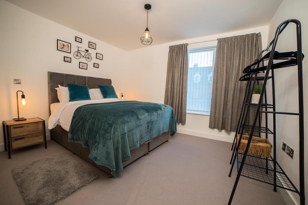 Luxury King Bed Apartment & Free Parking Cambridge  Exterior foto